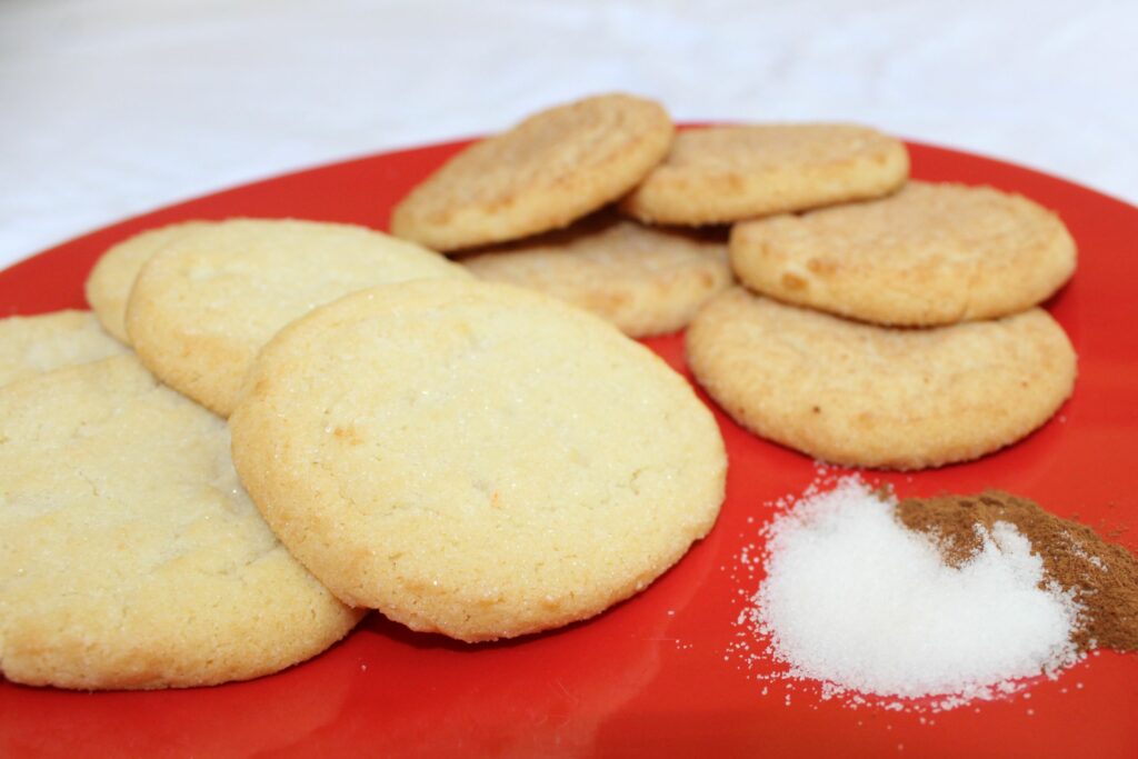 Easy Snickerdoodles